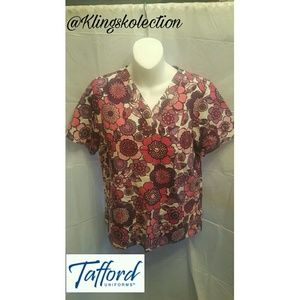 Tafford floral scrub top